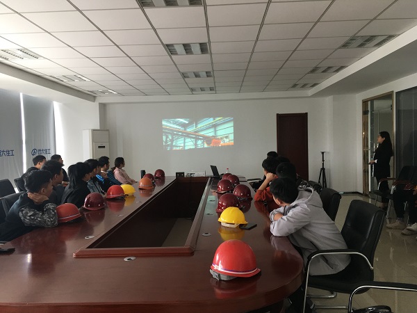 城建学院远大班师生赴六安远大装配式构件工厂 探索产业前沿与产学融合深度路径